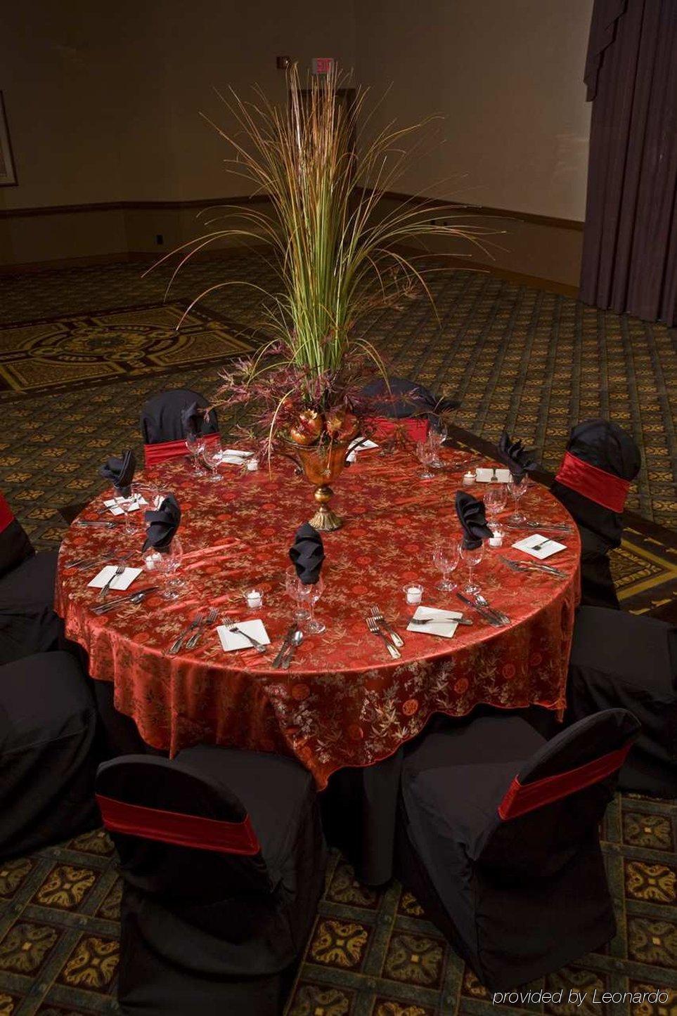 Doubletree By Hilton Milwaukee Downtown Restaurante foto